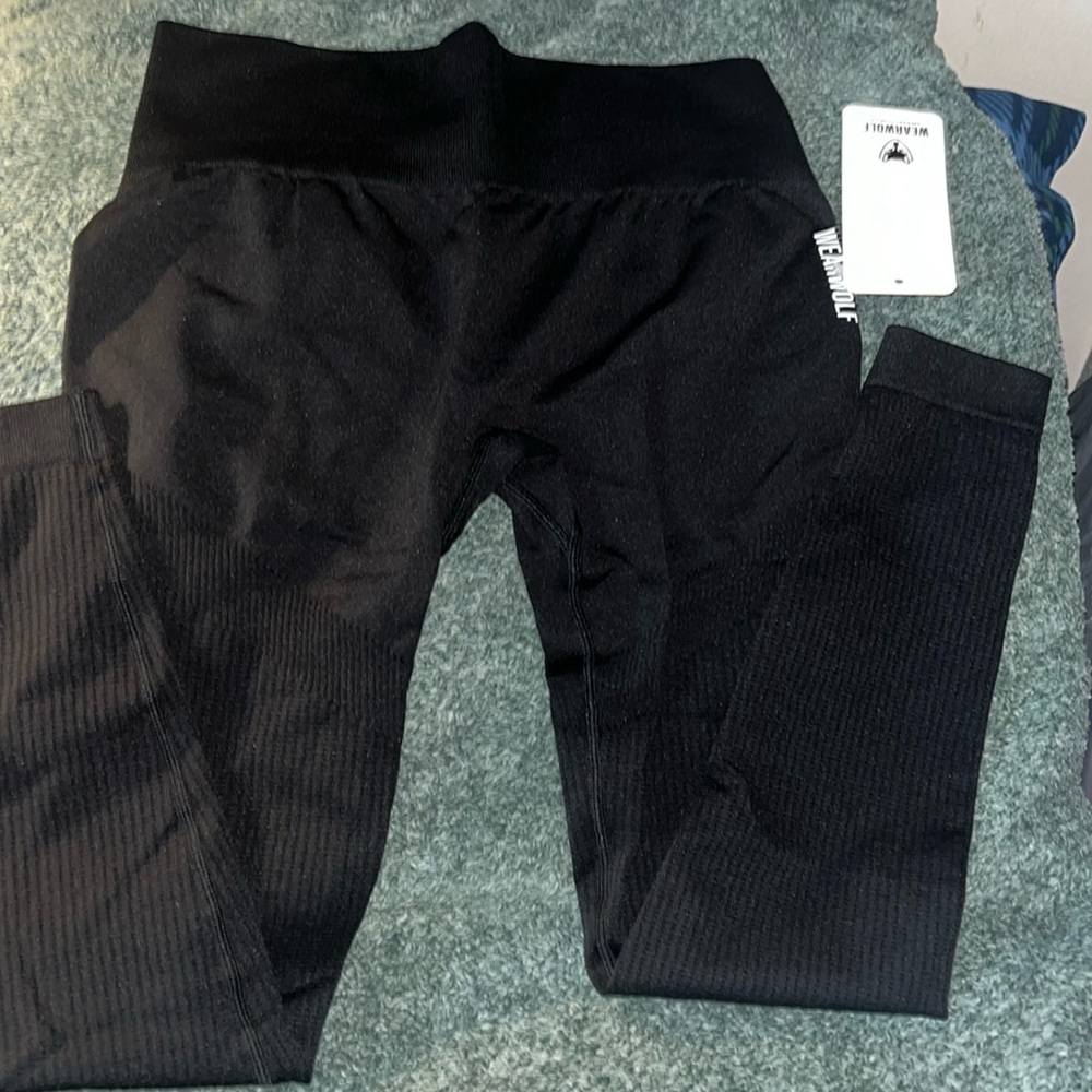 Wearwolf Black Ribbed Seamless High Waisted Leggings - M
